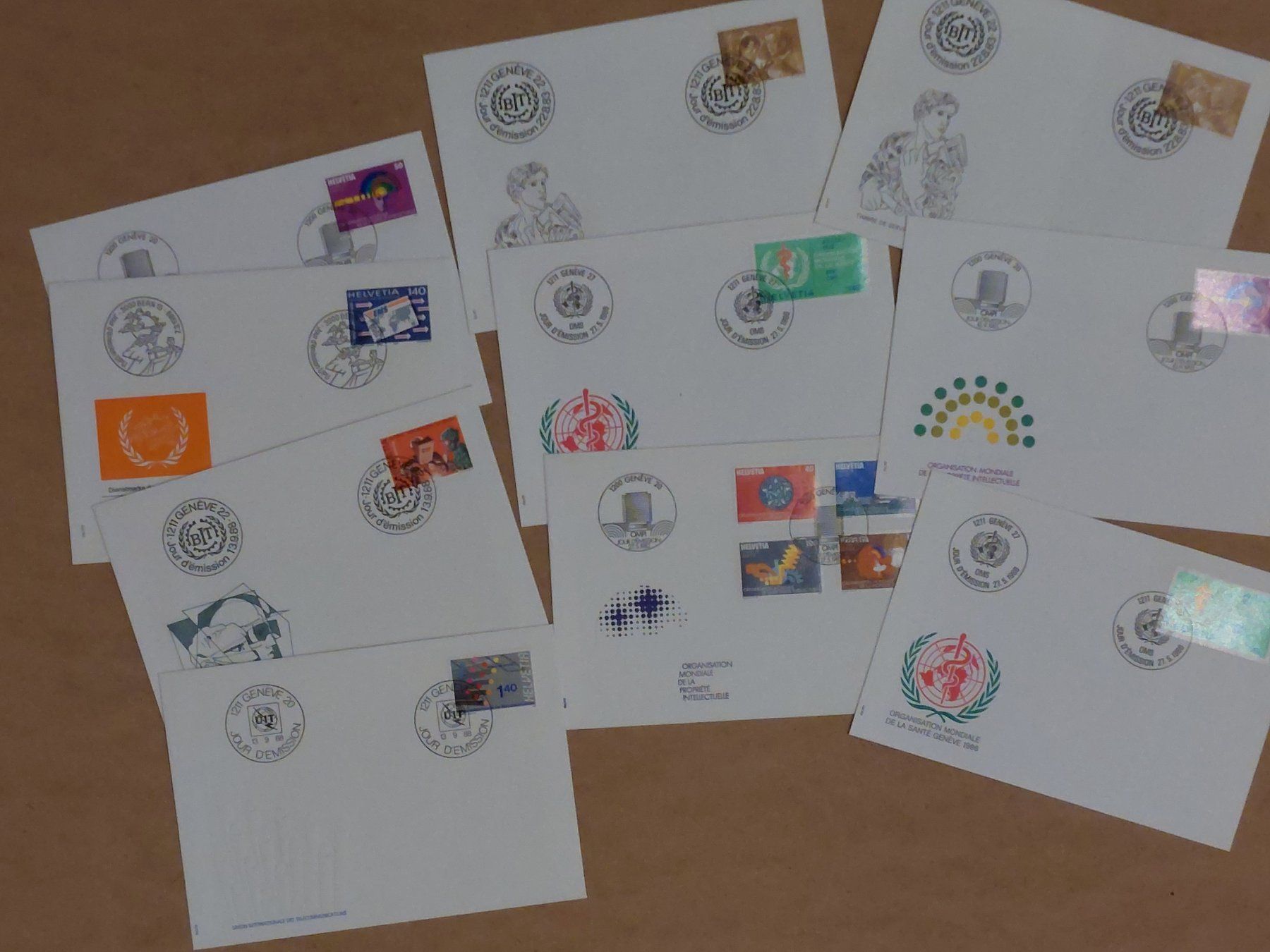 Alle Briefmarken: 43 FDC Genfer Ämter, 1975 - 2012 – Gebraucht aus Obfelden von Funke2 1