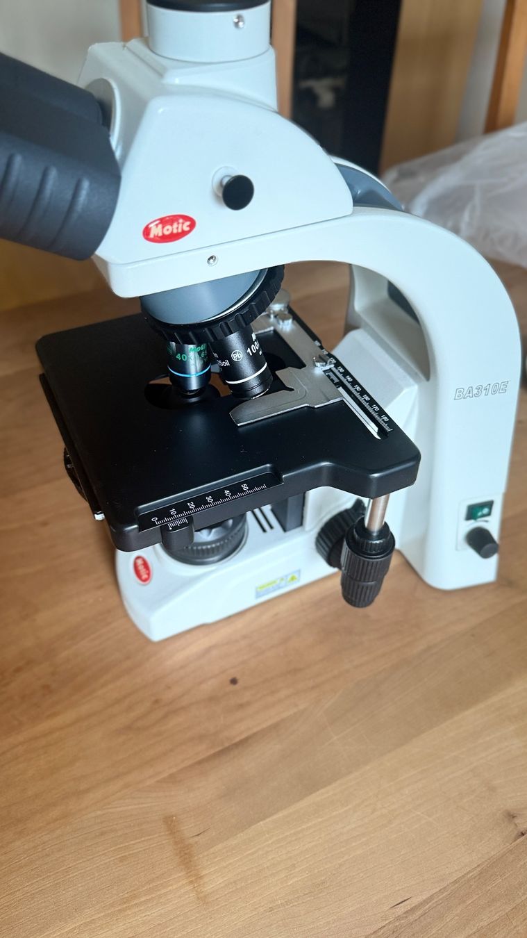 Microscopi: Mikroskop Motic BA-310E Elite Trinocular Microscope – Nuovo (secondo la descrizione) da Basel venduto da 7oclock 3