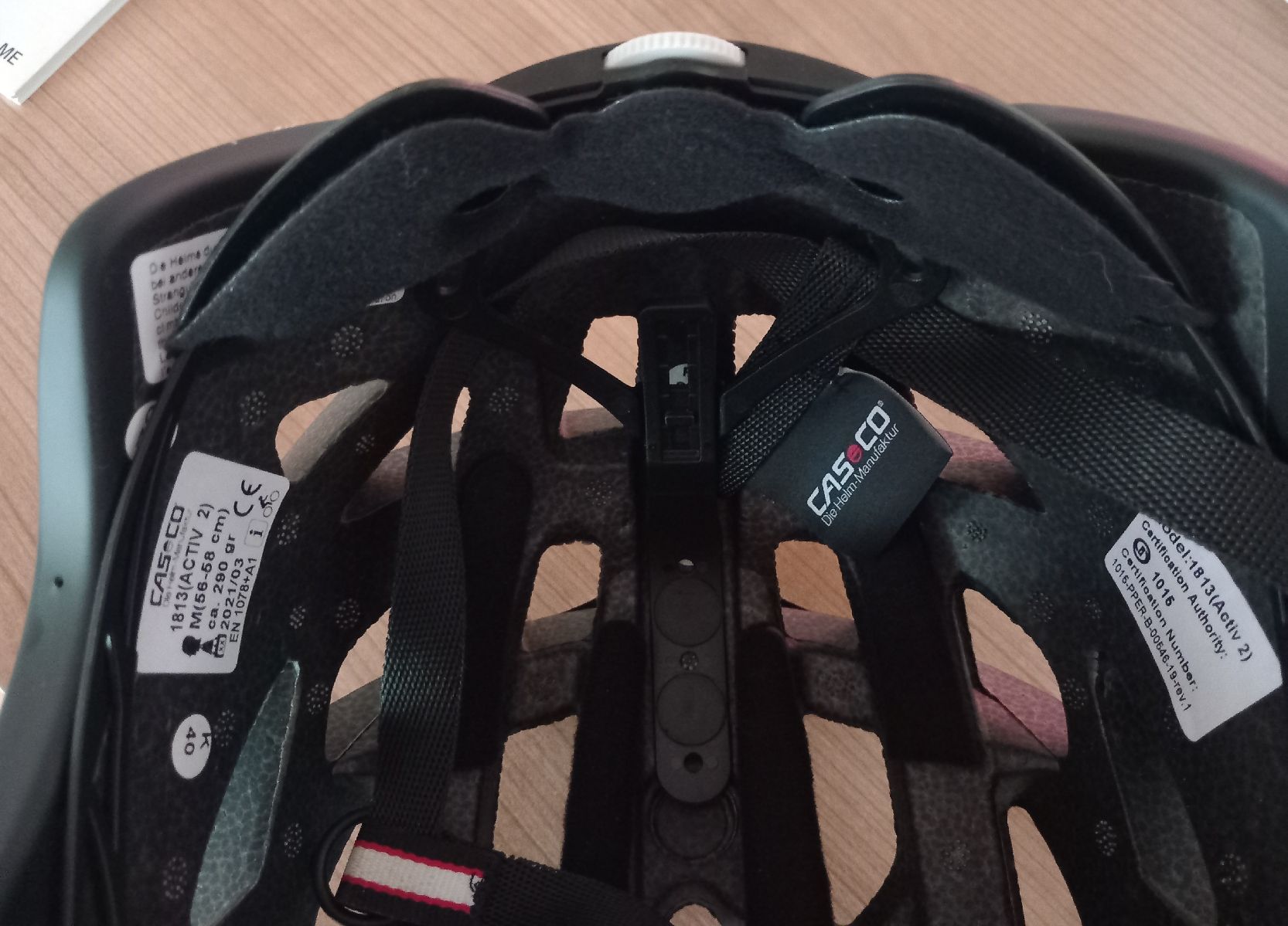 Casco Caschi: Casco Fahrradhelm – Usato da Ebnat-Kappel venduto da petzilein 5