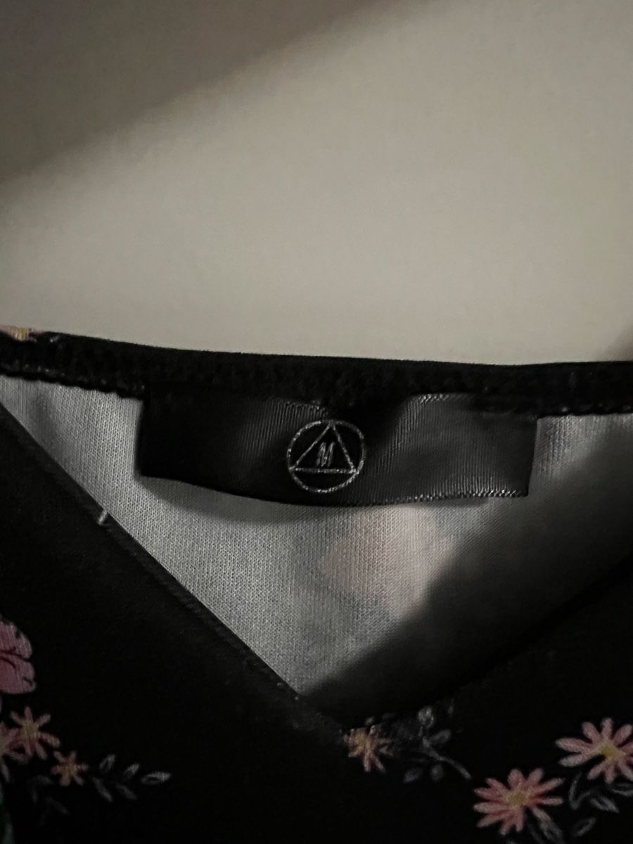 Vestiti: Kleid mit Blumenmuster M – Usato da Naters venduto da grxnsx 2
