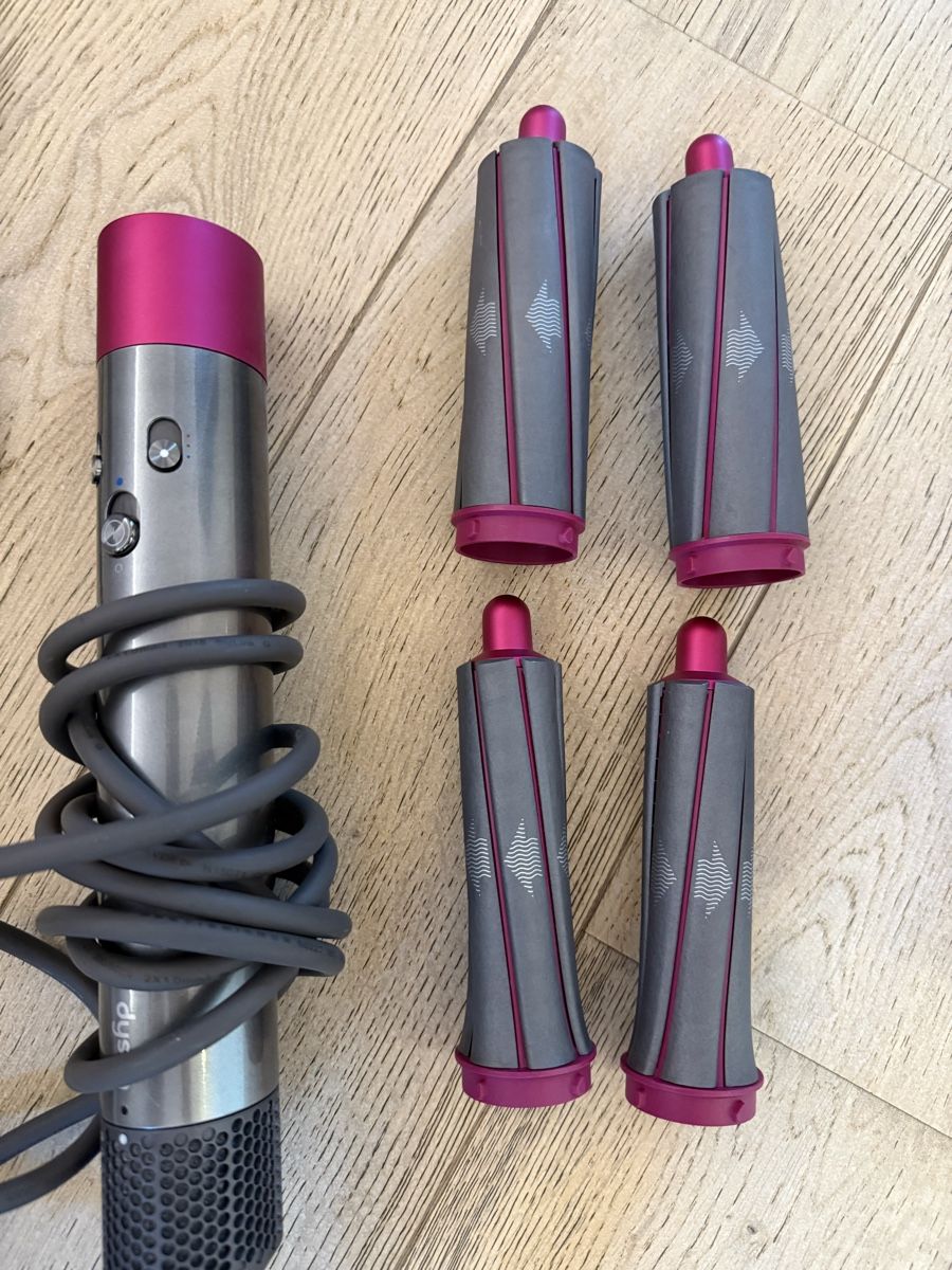 Dyson Sèche-cheveux: Dyson Airwrap – D'occasion à Collonge-Bellerive par kam_yv5x 1