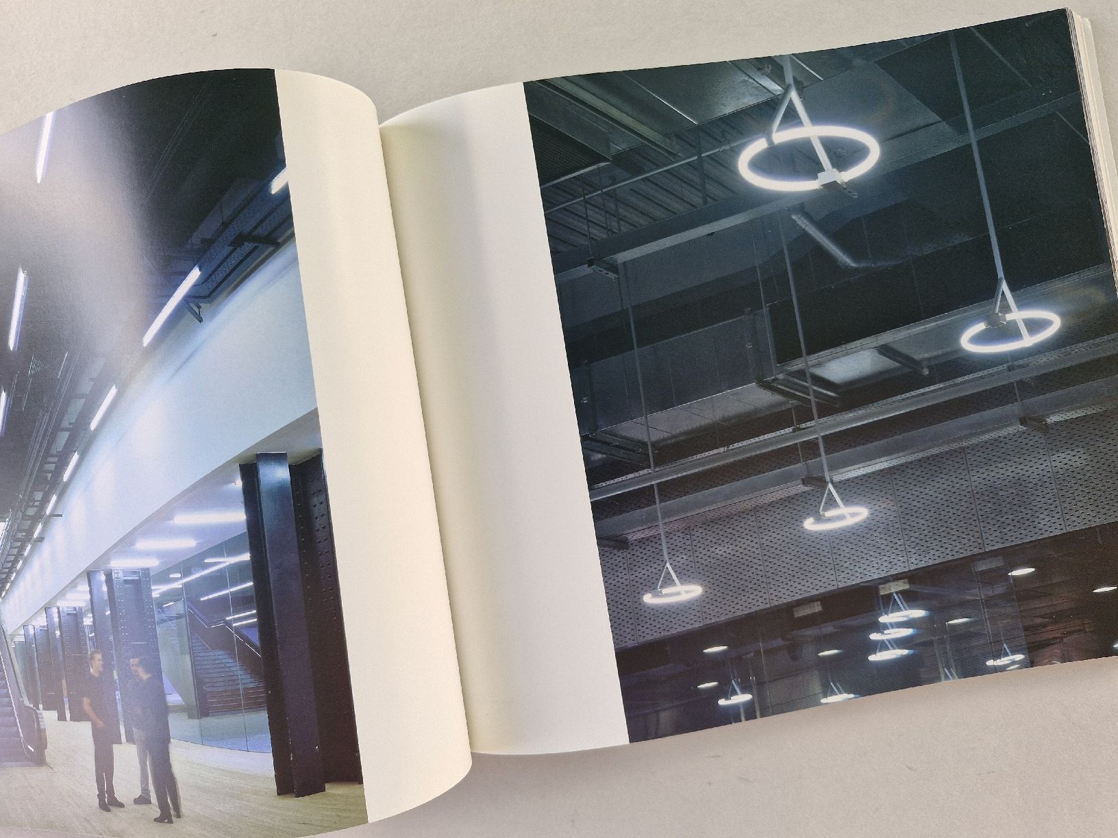 Bücher: Architekturbuch Building Tate Modern Herzog & de Meuron – Gebraucht aus Zürich von Secretariat11 4