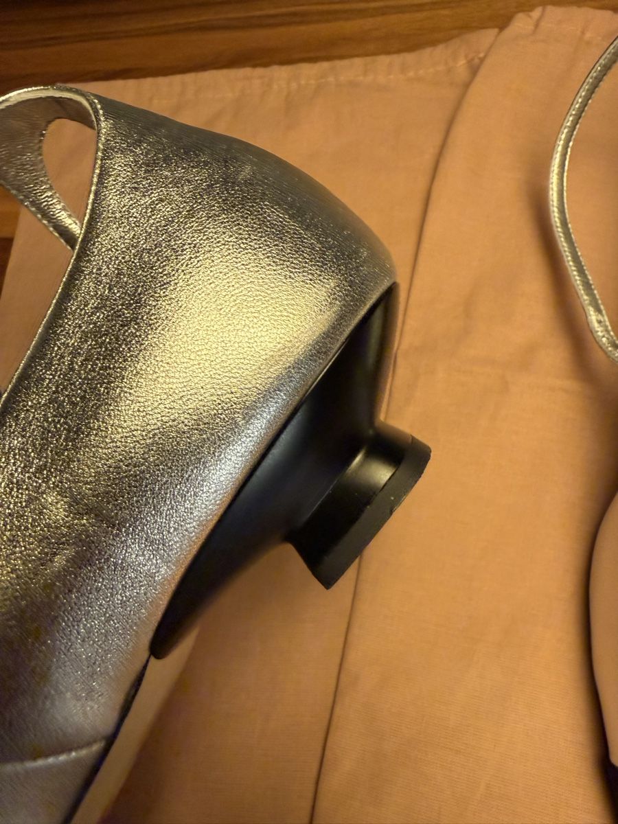 Miu Miu Scarpe da donna: MIU MIU SHOES 39.5 – Usato da Bäch SZ venduto da MEG2018 2