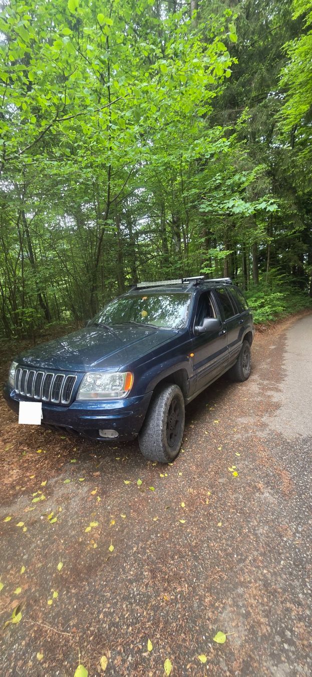Jeep Automobili: Jeep GrandCherokee – Usato da Welschenrohr venduto da maxum