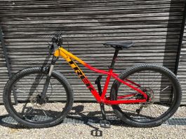 Trek Marlin 7 Mountainbike für Jugendliche