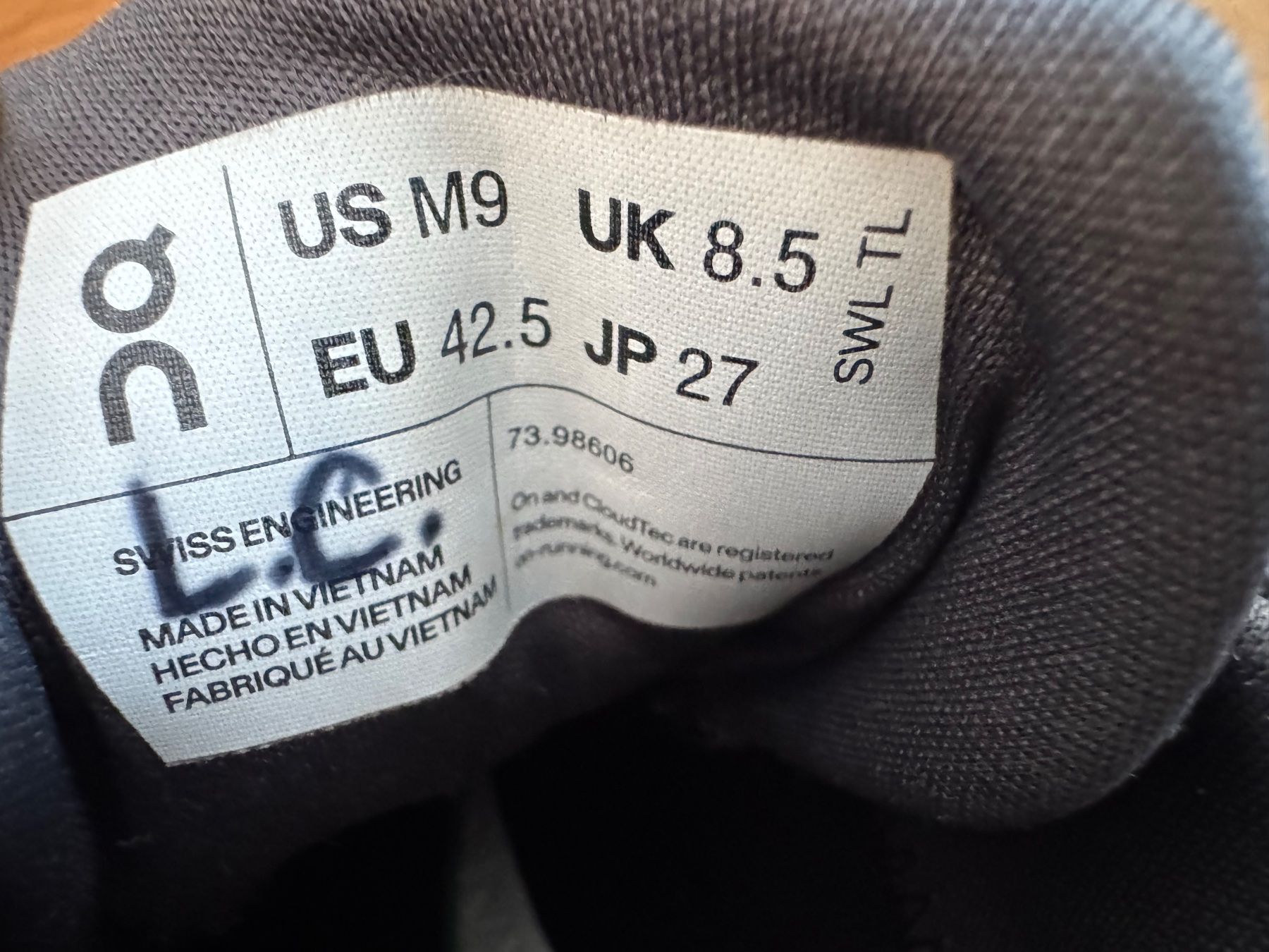 On Herrenschuhe: On · Cloudwander Waterproof Wanderschuhe Gr 42.5 – Gebraucht aus Frauenfeld von dilili 5