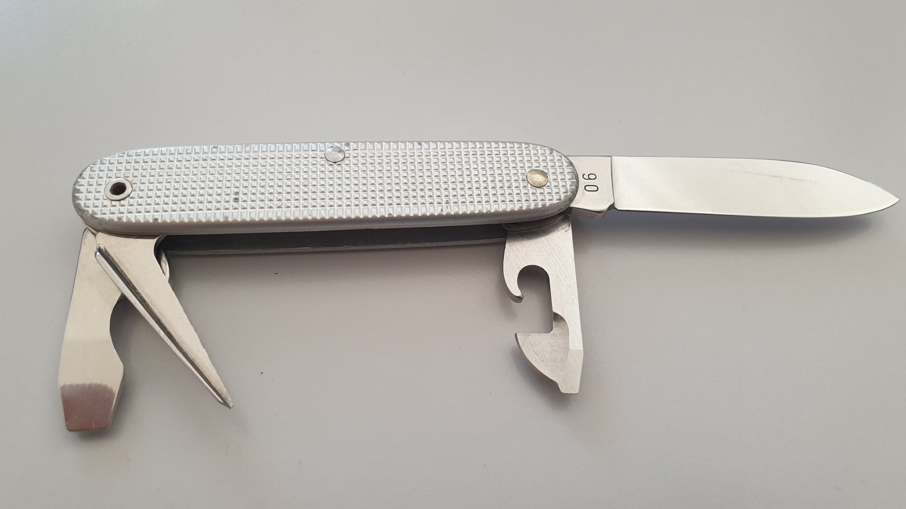 Wenger Coltelli tascabile: 90 Wenger Militar Alox Sackmesser – Usato da Val D Illiez venduto da SnowRoof 3