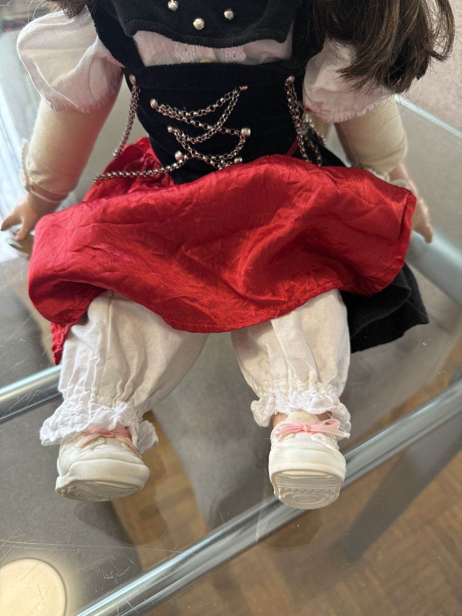 Glorex Bambole: traditionelle Appenzeller Puppe – Usato da Wattwil venduto da amm_rw6l 6