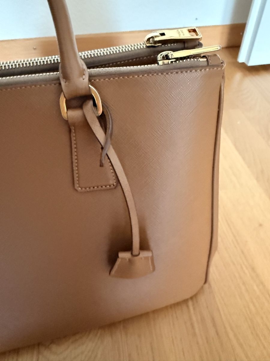 Prada Borse da donna: Tasche Prada – Usato da Zürich venduto da ifi_zp8b 8
