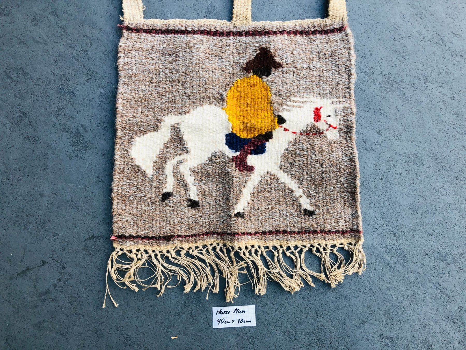 Tutte le decorazioni: Wandschmuck Hors Man , Lesotho, 1983  Wolle – Usato da Berneck venduto da BerniBenz 1