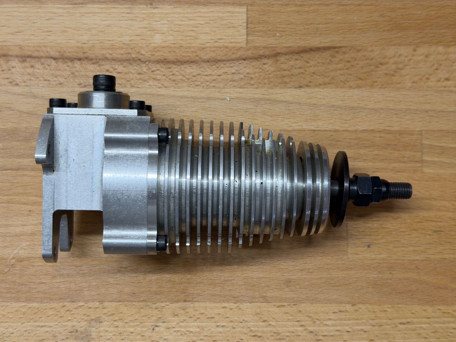 Modellismo RC: RCV 90 SP 4-Takt-Motor – Usato da Biel-Benken BL venduto da theskipster 3