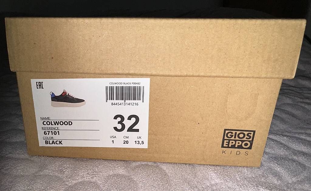 Scarpe per ragazzi: Schwarze Turnschuhe /32/ Gios Eppo Kids – Usato da St. Gallen venduto da EllyM. 4