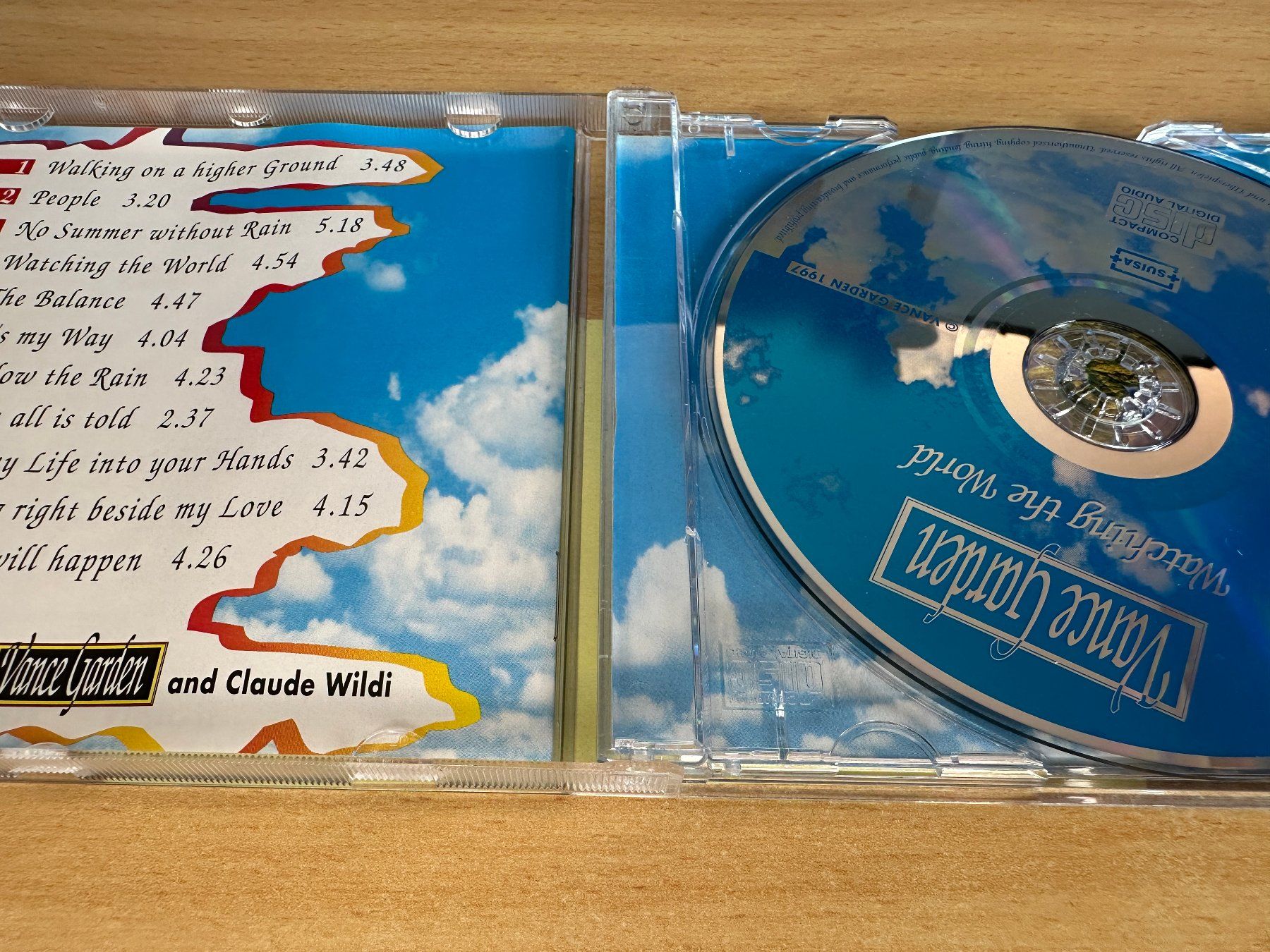 CD: Vance Garden - Watching The World – Usato da Rikon im Tösstal venduto da Alpenmutz 2