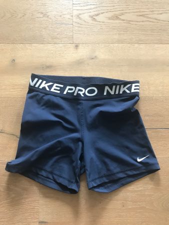 Nike Pro Shorts Grosse M - Pink