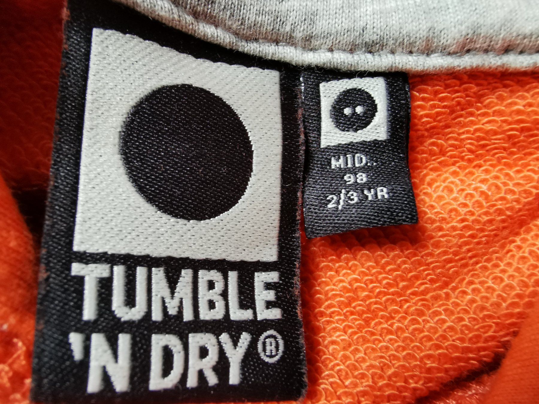 Maglioni & Felpe: Hoodie Tumble 'N Dry Gr. 98 – Usato da Stäfa venduto da flamingo_17 3