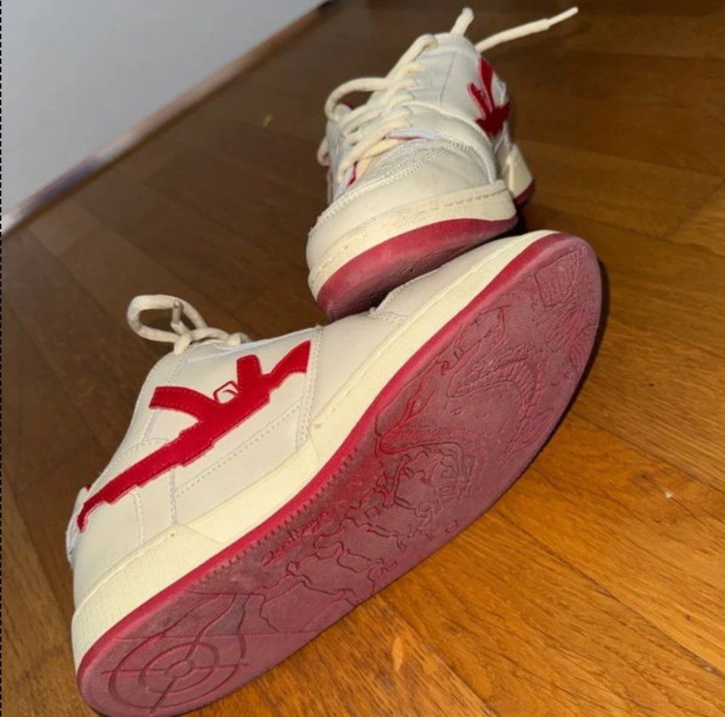 Herrenschuhe: Lost Boys Sneakers – Gebraucht aus Mont-sur-Rolle von ryn_2tlx