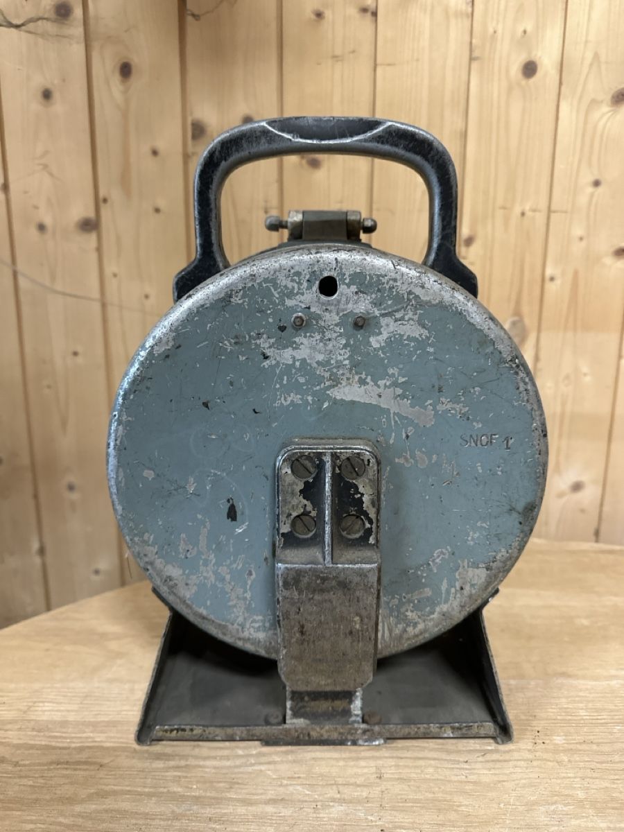 Lampade: Bahnlampe SNCF antik – Usato da Baar venduto da Hillsboro 2