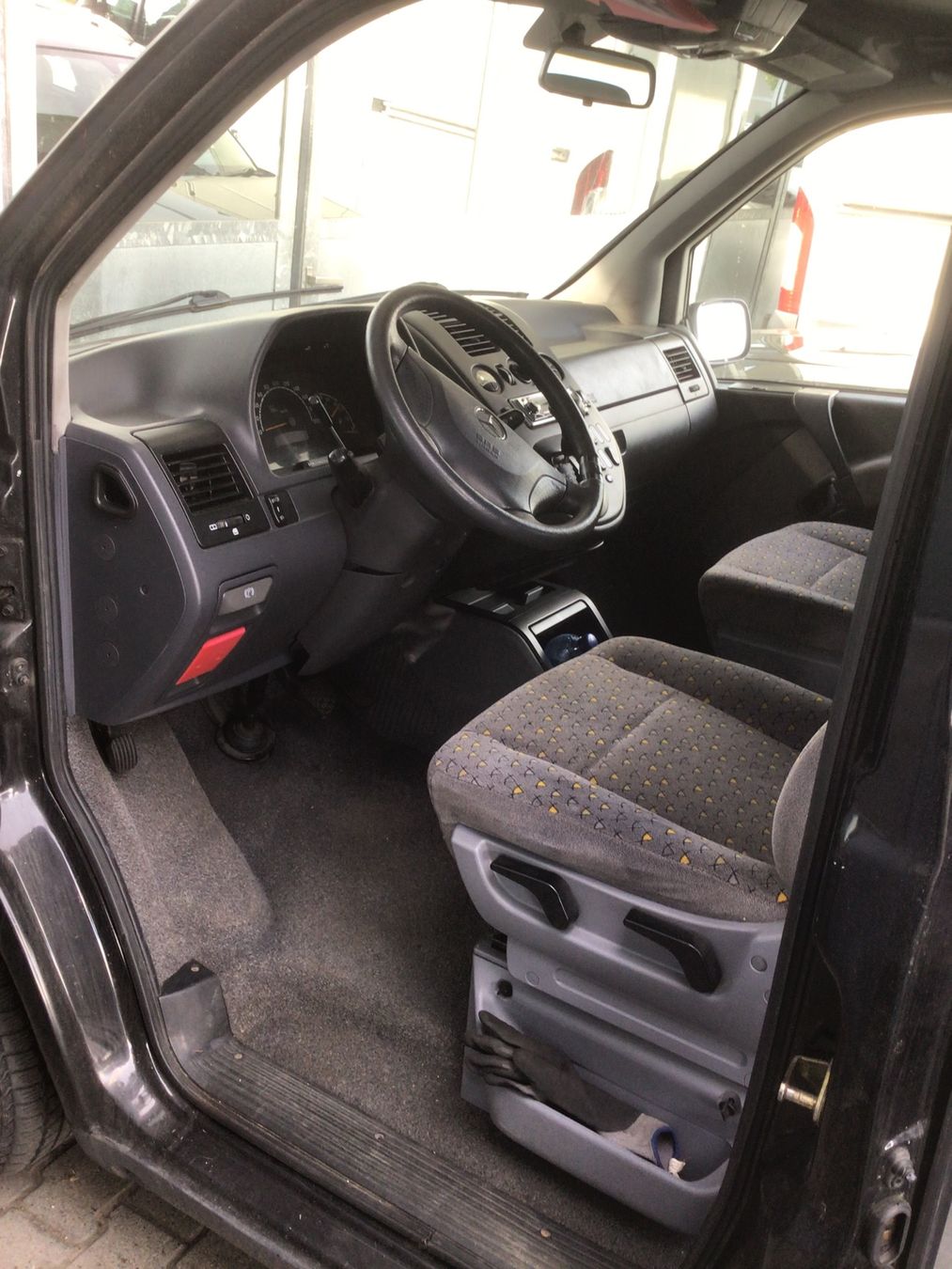 Mercedes-Benz Autos: Mercedes Benz V220 Cdi – Gebraucht aus Nänikon von Tyrrell015 8