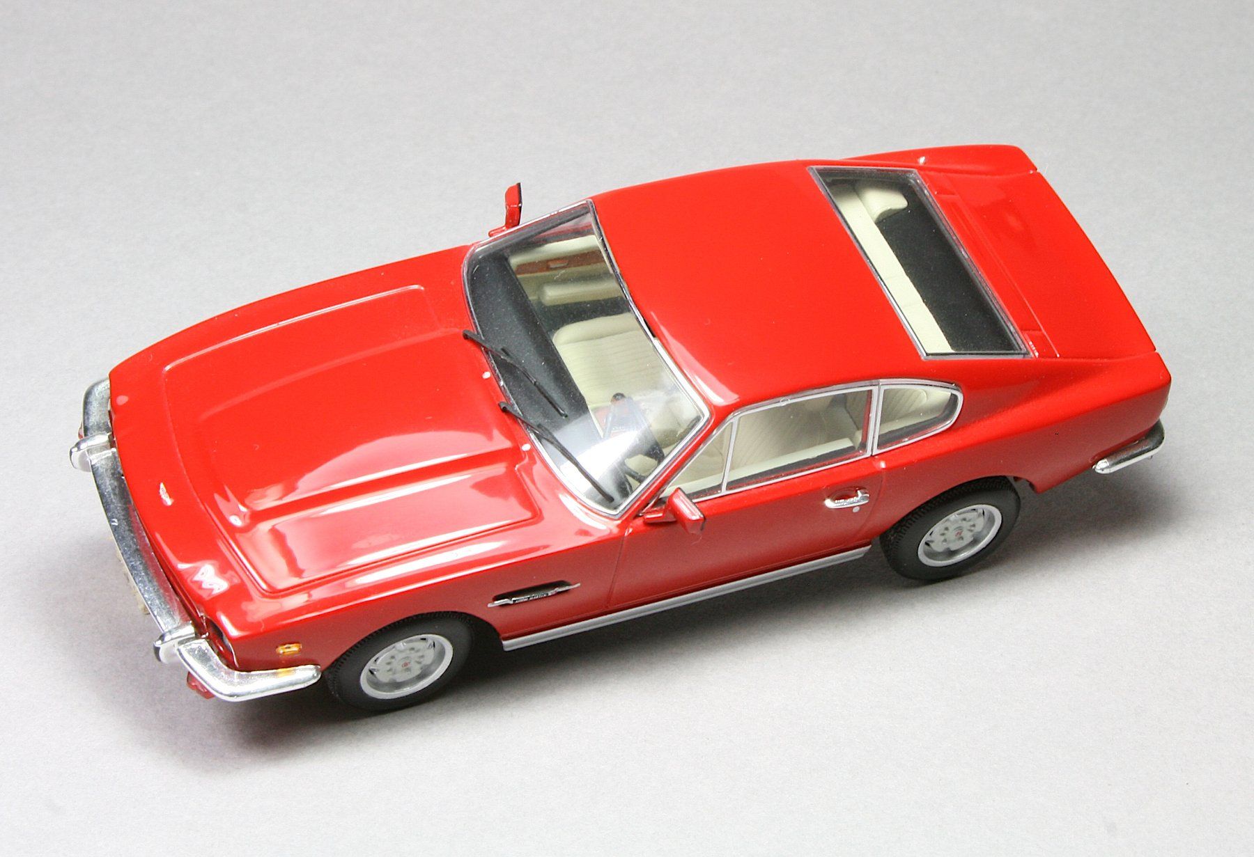 Minichamps Modellautos: Minichamps Aston Martin V8 Coupe – Neu (gemäss Beschreibung) aus Elsau von Peekay8 4