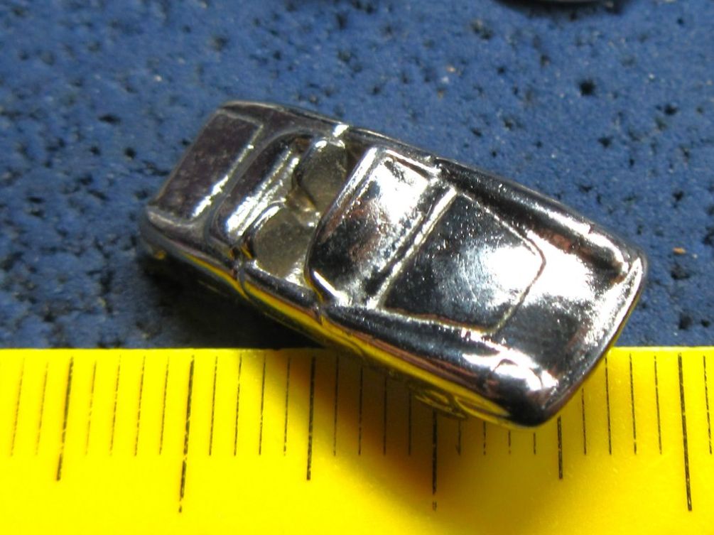 Placchette & Badge: ROADSTER CABRIOLET 3D SILBRIG AUTO PIN mit SECURITY-CLIP – Usato da Ettingen venduto da Hausi4711 1