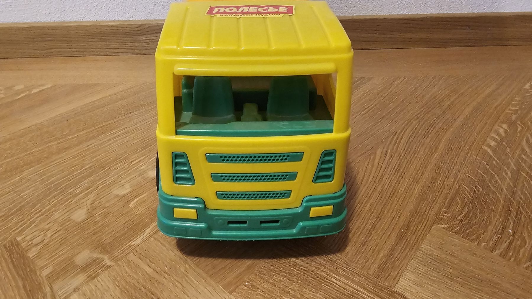 Spielzeuge: Grosser Spielzeug Lastwagen – Gebraucht aus Hünenberg von mar_vqb7 1