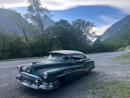 Buick Riviera 1951 Hard-Top 2 portes