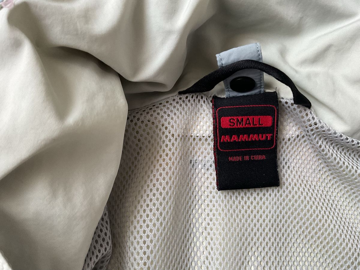 Mammut Giacche: Mammut Jacke GoreTex S/M Damen – Usato da emmenbrücke venduto da pamelaz 8