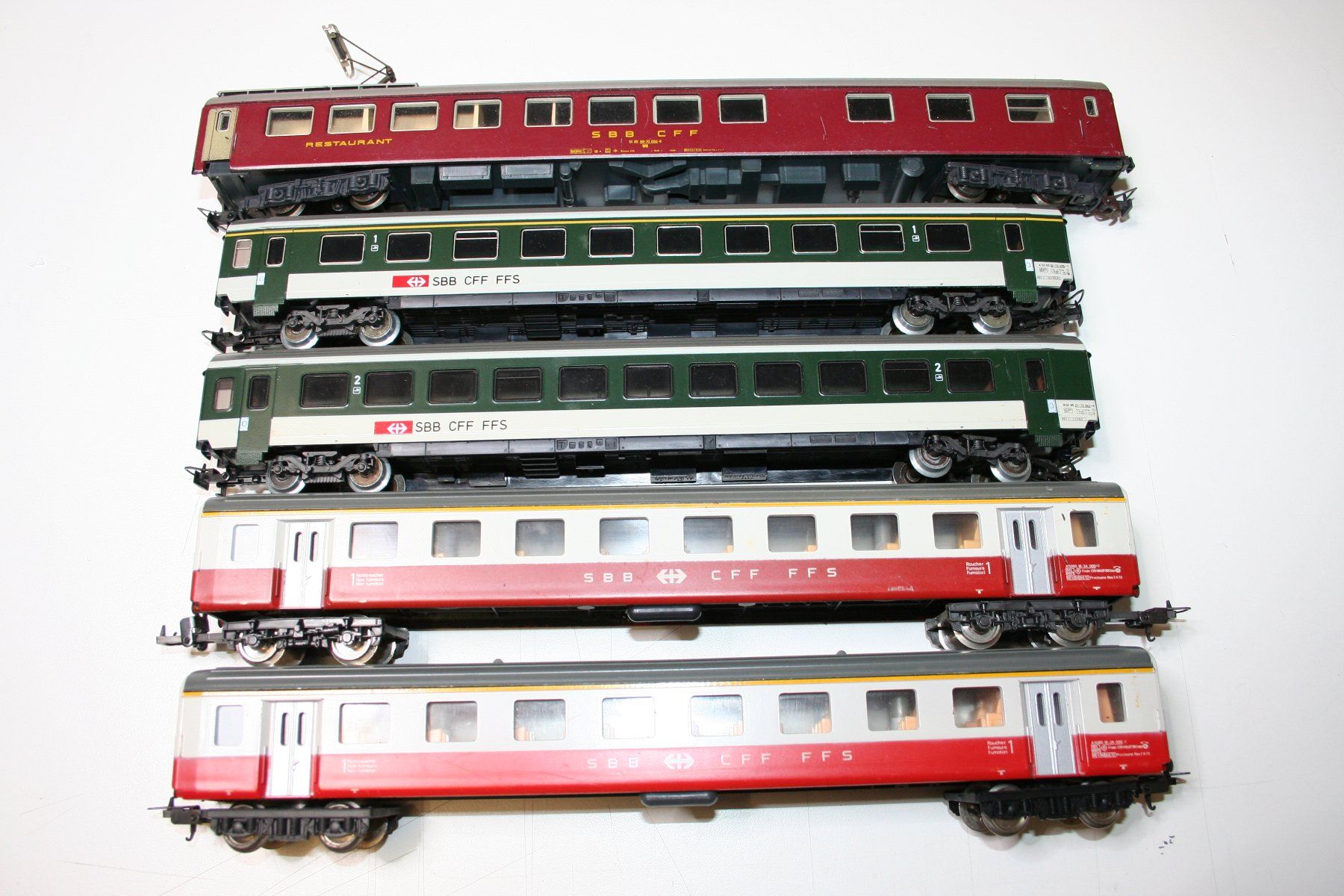 Märklin Modellini di ferrovie: 5 Personenwagen SBB – Usato da Andwil SG venduto da hakuesch