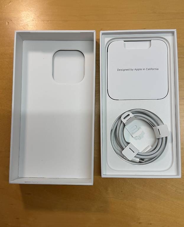Apple Handys / Smartphones: iPhone 14 Pro 256 GB Dunkellila – Gebraucht aus Oftringen von Siblo 4