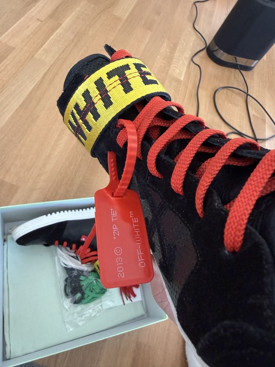 Off-White Scarpe da uomo: Off-White OFF-WHTIE Drilled Leather High Top 'Black'  – Nuovo (secondo la descrizione) da Genève venduto da iry_67wr 6