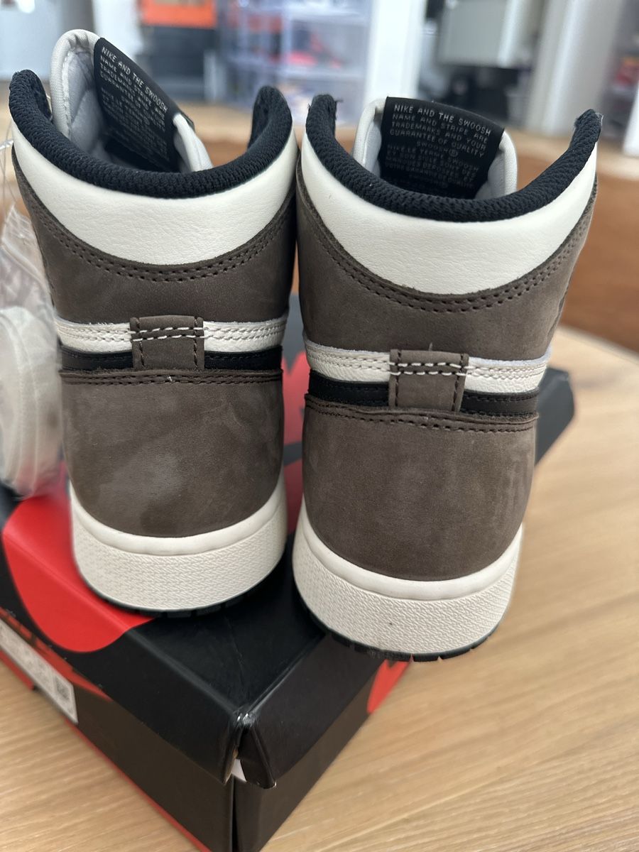 Jordan Scarpe da donna: Nike Jordan 1 , Mocha – Nuovo (secondo la descrizione) da Trimmis venduto da Subburbia 2