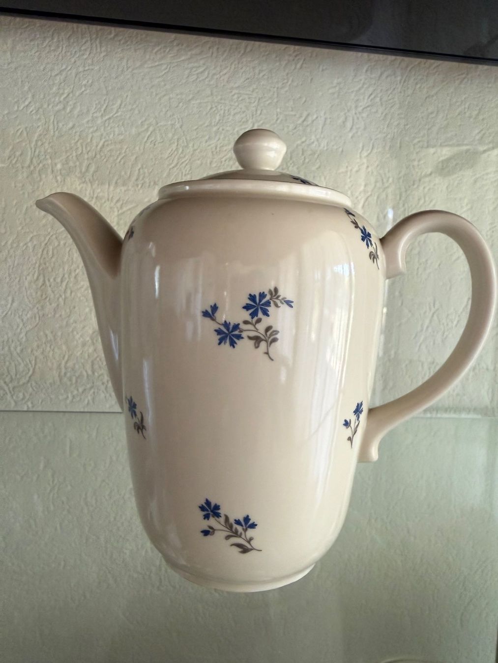Teekannen: KAFFEE oder TEE Krug – Gebraucht aus Birrwil von Chriesi2222