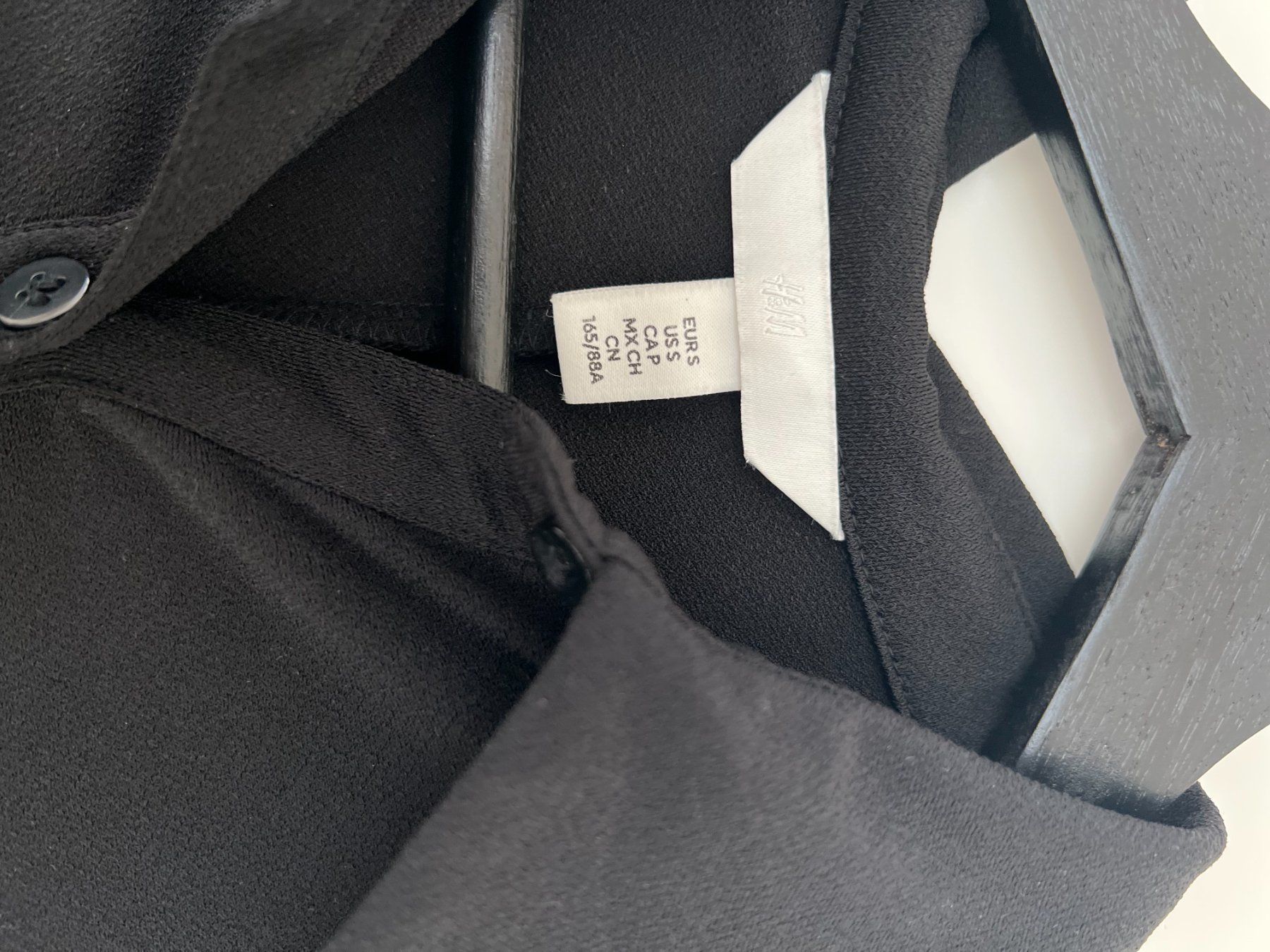 H&M Vestiti: Robe H&M noire moulante – Usato da Zürich venduto da mps_9cp7 3
