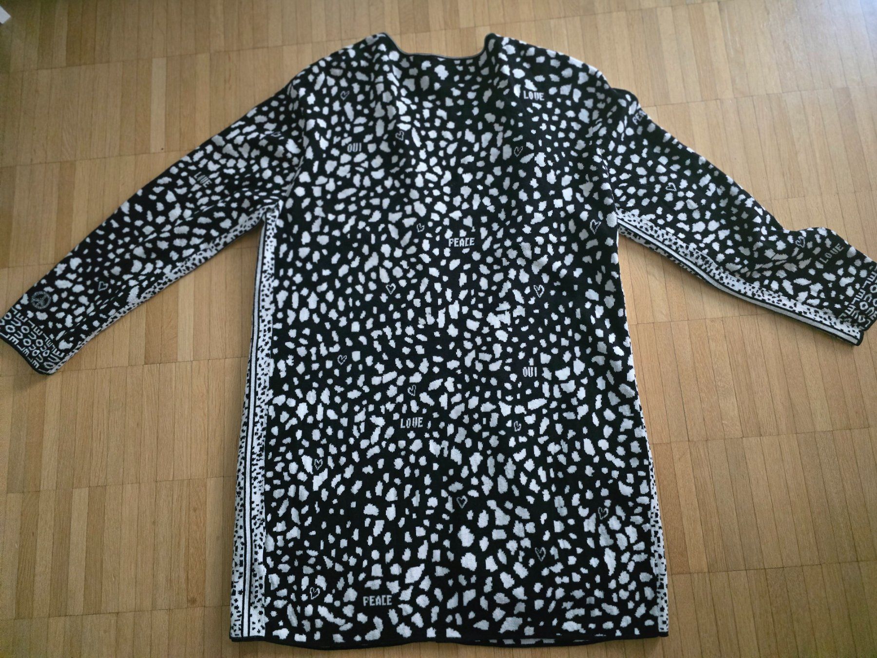 Jacken: Qui Schwarze Strickjacke mit Muster,Top! – Gebraucht aus Laufenburg von may_r2st 5