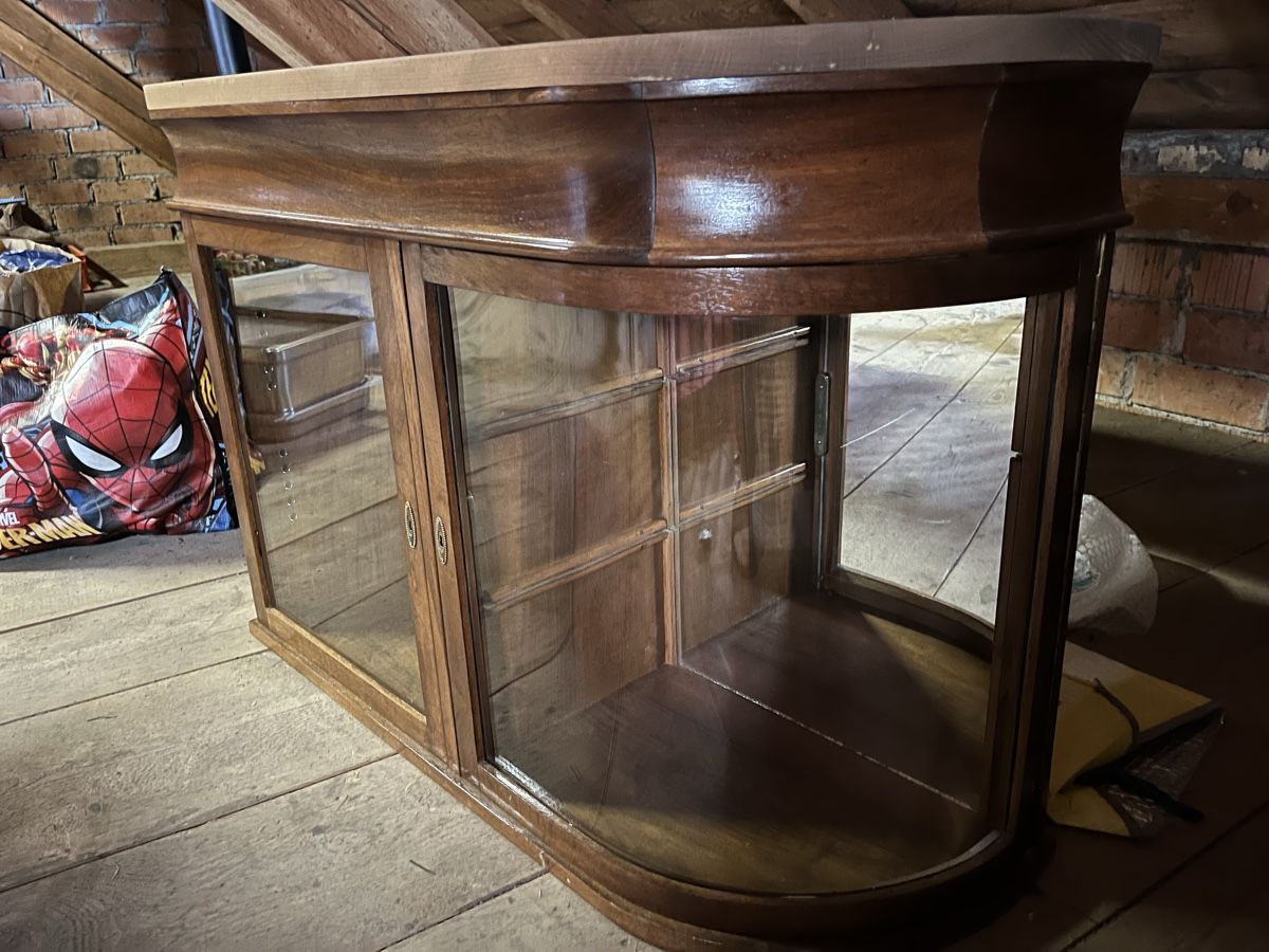 Vetrine: antike vitrine mit gerundetem glas – Usato da Lengnau BE venduto da Meij 4
