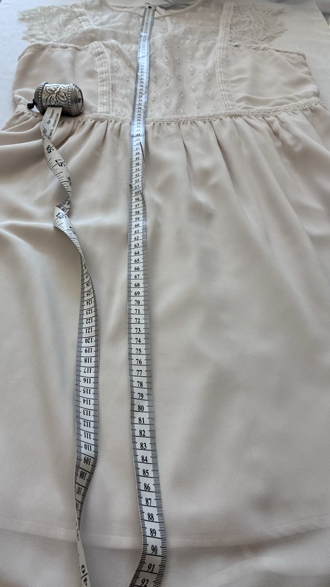 Vestiti: Kleid Spitze Creme Kurzarm Grösse ca 42 – Nuovo (secondo la descrizione) da Bäretswil venduto da Viechel 3