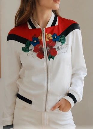 Maje Giacche: Bomber Maje à perroquet et fleurs brodées, taille 40 – Usato da Châtelaine venduto da Alexandra.jankowski 9