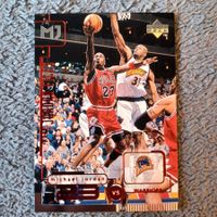 1998-99 NBA Upper Deck Michael Jordan Living Legend Lay Up