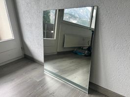 78,5х66 cm.Grosser, schöner Spiegel für Ihr Zuhause - Neu!