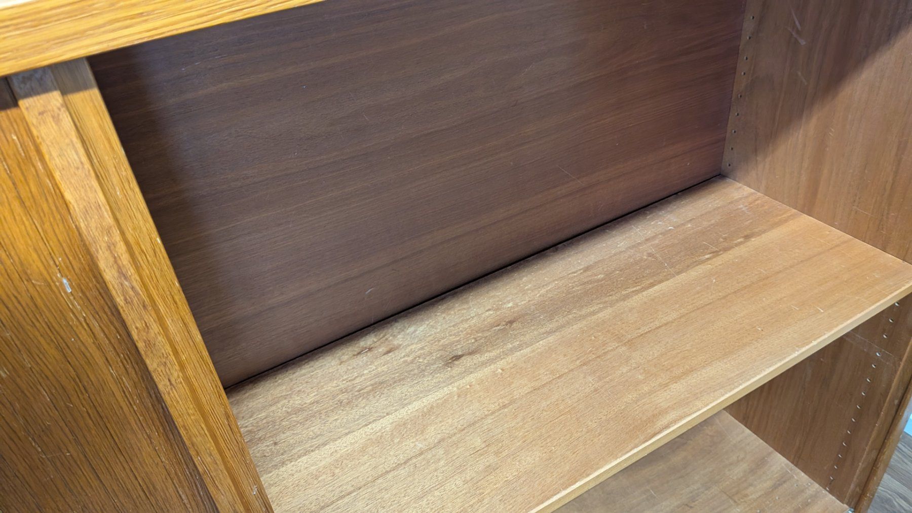 Cassettiere: halbhohe Sideboard mit integriertem Holz-Rollladen – Usato da Salez venduto da EMERCARO 4