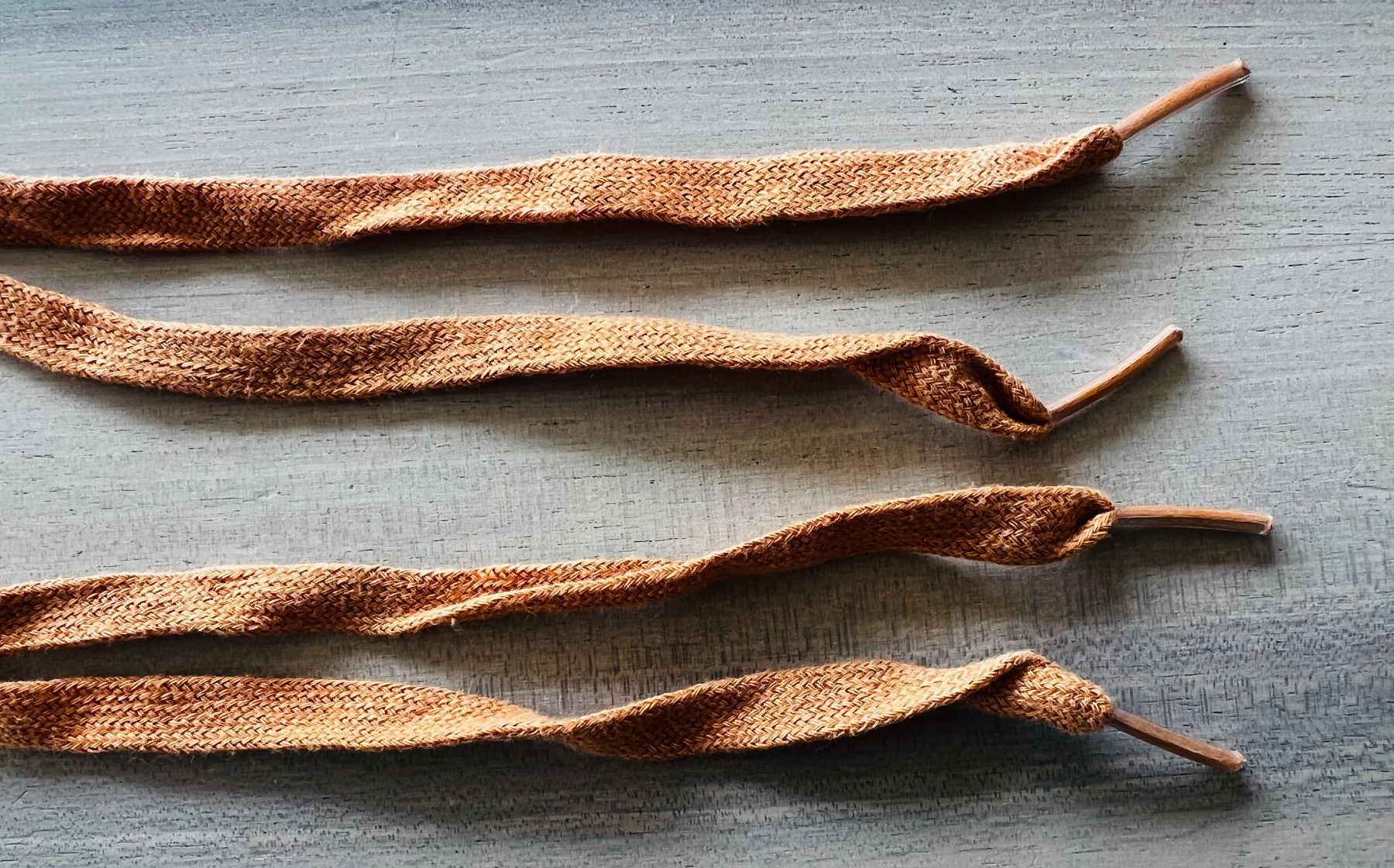 Altro in  Abbigliamento & Accessori: Schnürsenkel orange – Usato da Endingen venduto da chocosweet 1