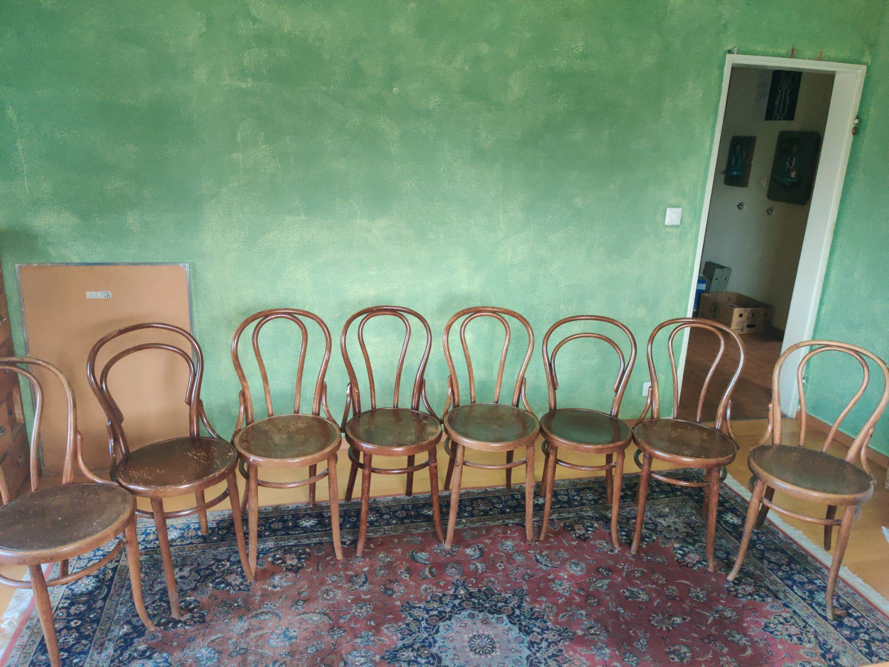 Tavoli: Tisch mit 6 original Bistrostühlen – Usato da Erlenbach ZH venduto da Corto1 3
