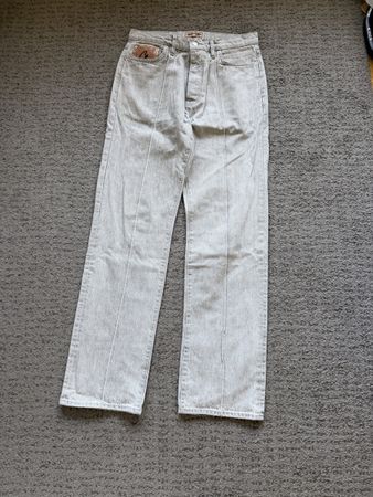 Jean Denim Genes gris taille M broderie étoile