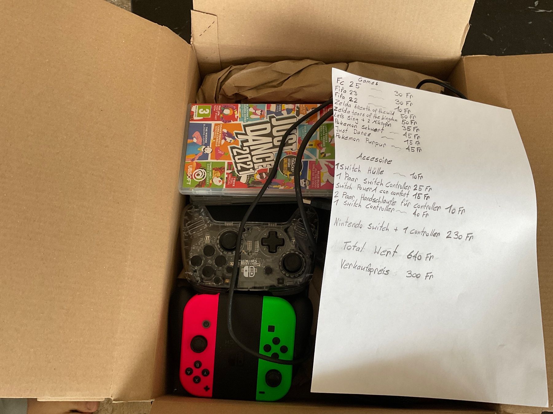 Nintendo Console: Nintendo Switch Bundle mit 9 Spielen & 3 Controller – Top! – Usato da Uster venduto da Bhuse 1