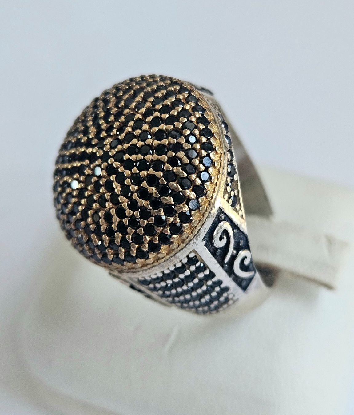 Anelli: Fingerring mit schwarzen Diamanten Grösse 65 – Nuovo (secondo la descrizione) da Zürich venduto da ben_mn5h 9