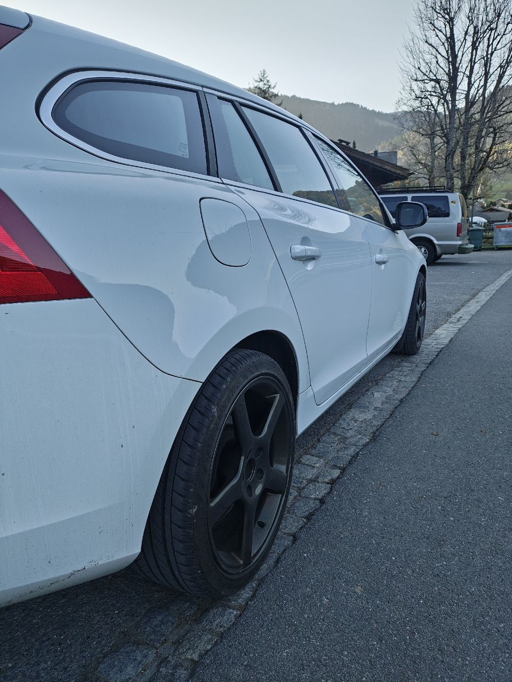 Volvo Automobili: Volvo V60 3.0 V6 Polestarchip ect – Usato da Saanen venduto da C.Fischli 4