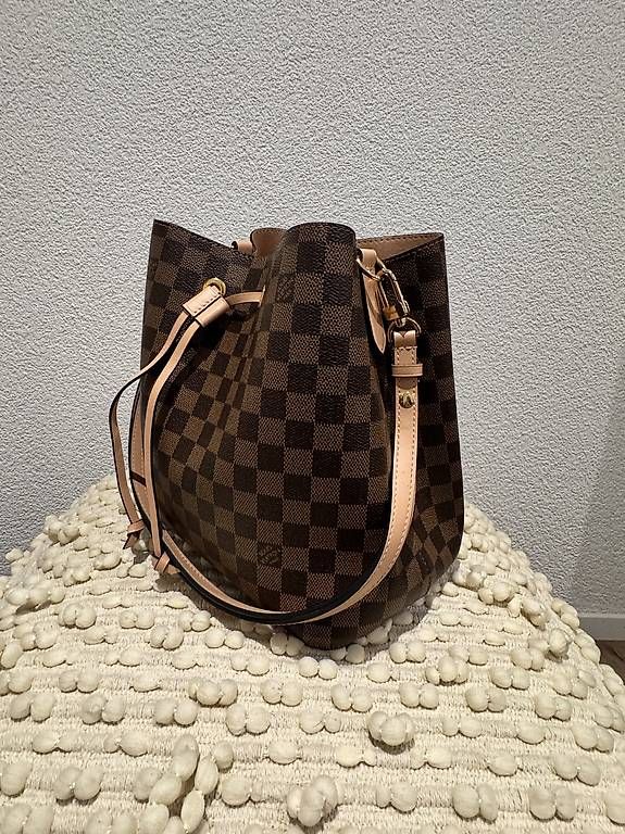 Louis Vuitton Borse da donna: Louis Vuitton SAC NoéNoé MM – Usato da Rümlang venduto da nad_jvz8 1