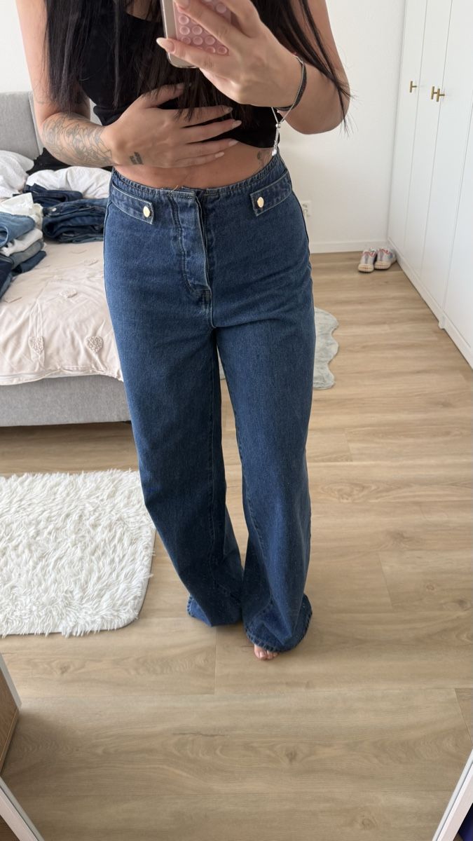 Shein Jeans: Jean large bleu  – Gebraucht aus Biel/Bienne von diana.diana 1