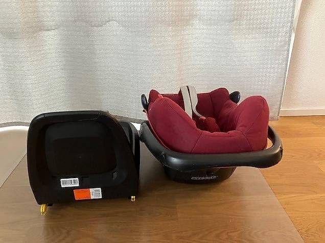 Maxi-Cosi Auto-Kindersitze: Maxi cosi Pebble Plus mit Isofix Station 2wayFix – Gebraucht aus Bülach von Wallis016 1