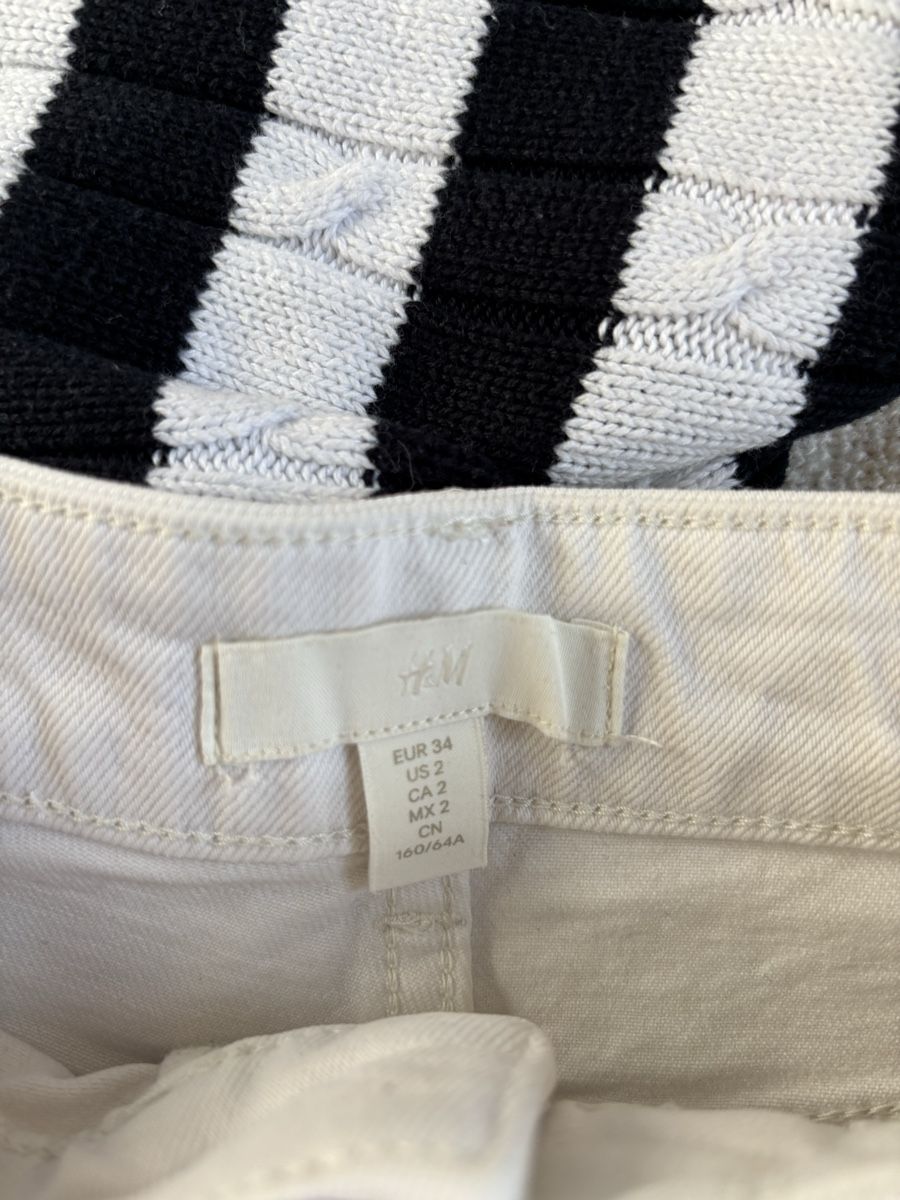 H&M Jeans: jeans blanc H&M, taille 34 – Usato da Tavannes venduto da callie.mcli 1